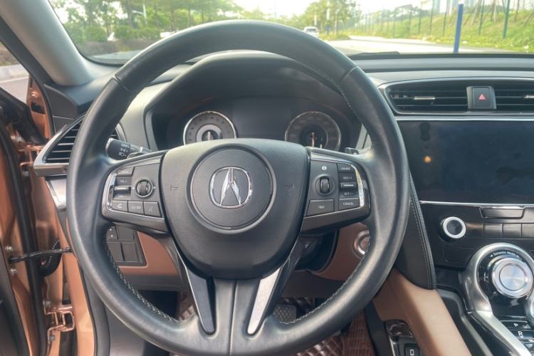 Used Acura CDX 2016 1.5T Two-Wheel Drive Deluxe Edition Interior 3