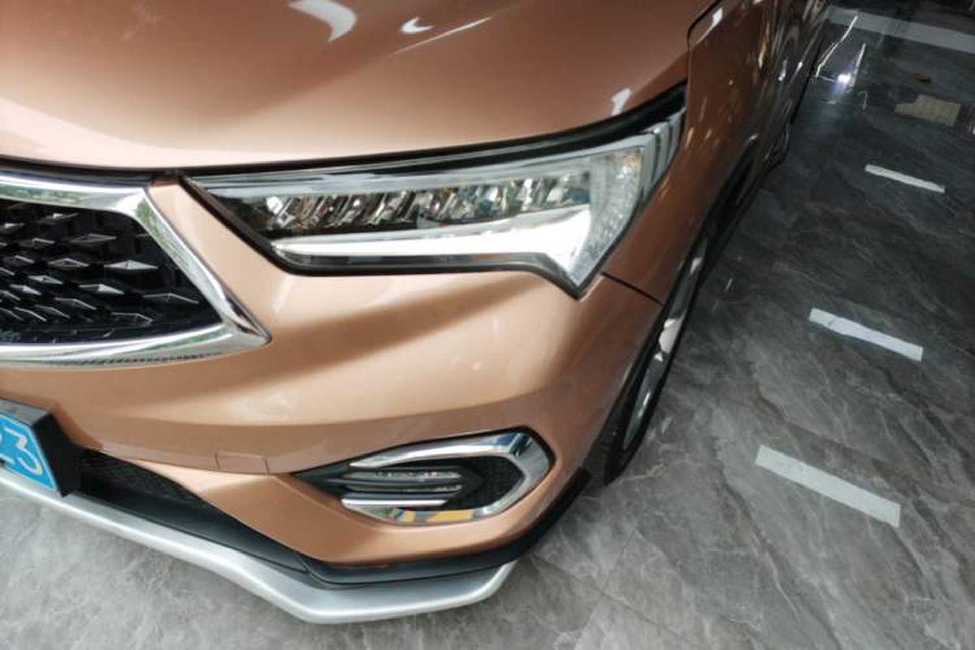 Used Acura CDX 2016 1.5T Two-Wheel Drive Deluxe Edition Left Front Headlight