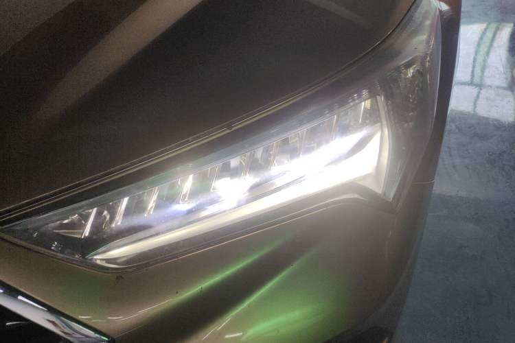Used Acura CDX 2016 1.5T Four-Wheel Drive Smart Edition Left Front Headlight