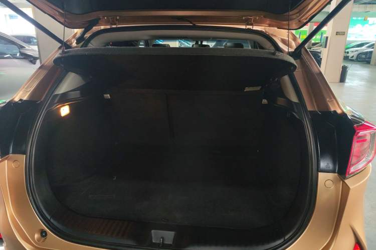 Used Acura CDX 2016 1.5T Two-Wheel Drive Deluxe Edition Trunk