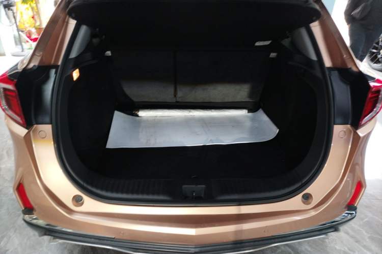 Used Acura CDX 2016 1.5T Two-Wheel Drive Deluxe Edition Trunk