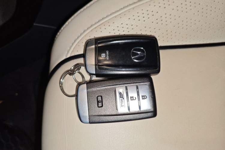 Used Acura CDX 2016 1.5T Four-Wheel Drive Deluxe Edition Vehicle Key