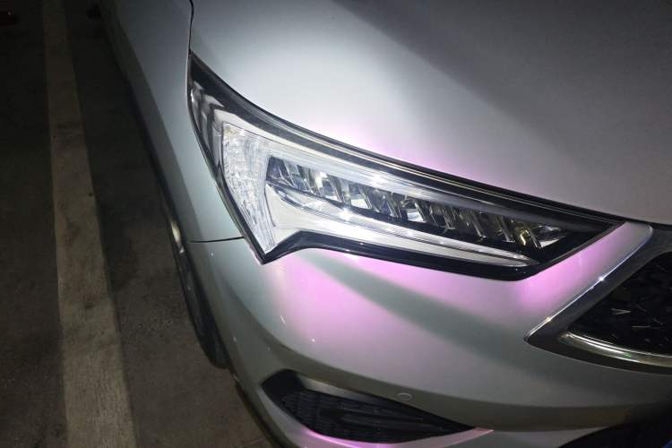 Used Acura CDX 2017 1.5T Four-Wheel Drive Deluxe Stylish Edition Right Front Headlight