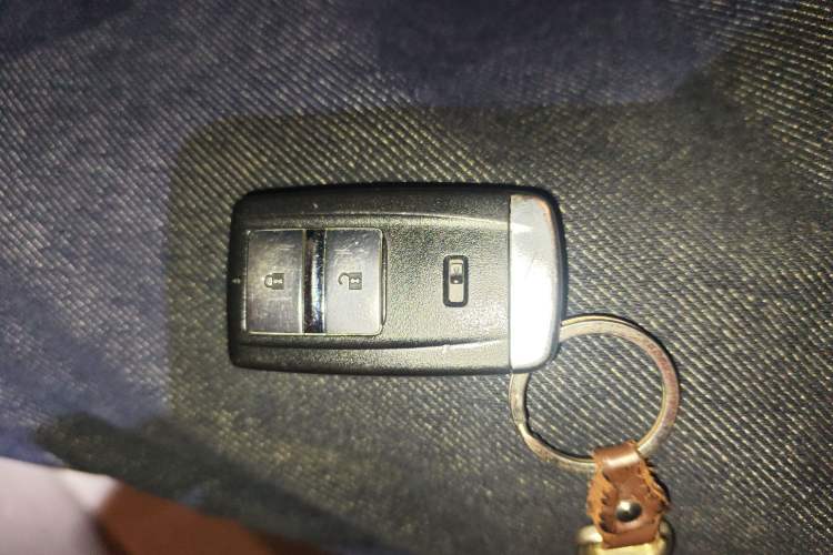Used Acura CDX 2017 1.5T Four-Wheel Drive Deluxe Stylish Edition Vehicle Key