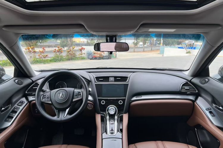 Used Acura CDX 2017 1.5T Four-Wheel Drive Deluxe Stylish Edition Interior 3