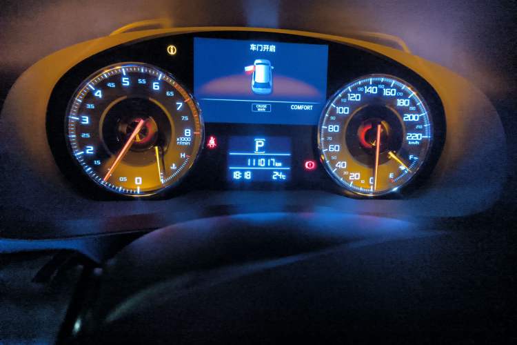Used Acura CDX 2017 1.5T Four-Wheel Drive Deluxe Stylish Edition Odometer Close Up