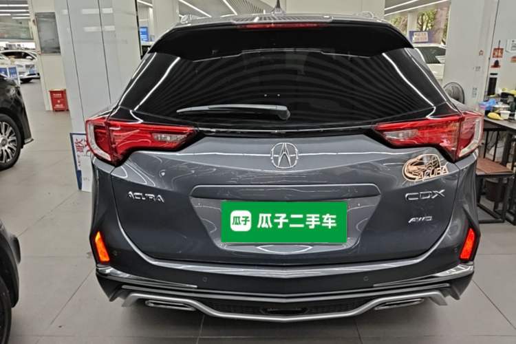 Used Acura CDX 2017 1.5T Four-Wheel Drive Deluxe Stylish Edition Rear