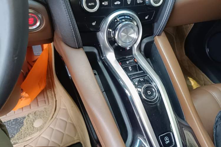 Used Acura CDX 2017 1.5T Four-Wheel Drive Deluxe Stylish Edition Gear Lever