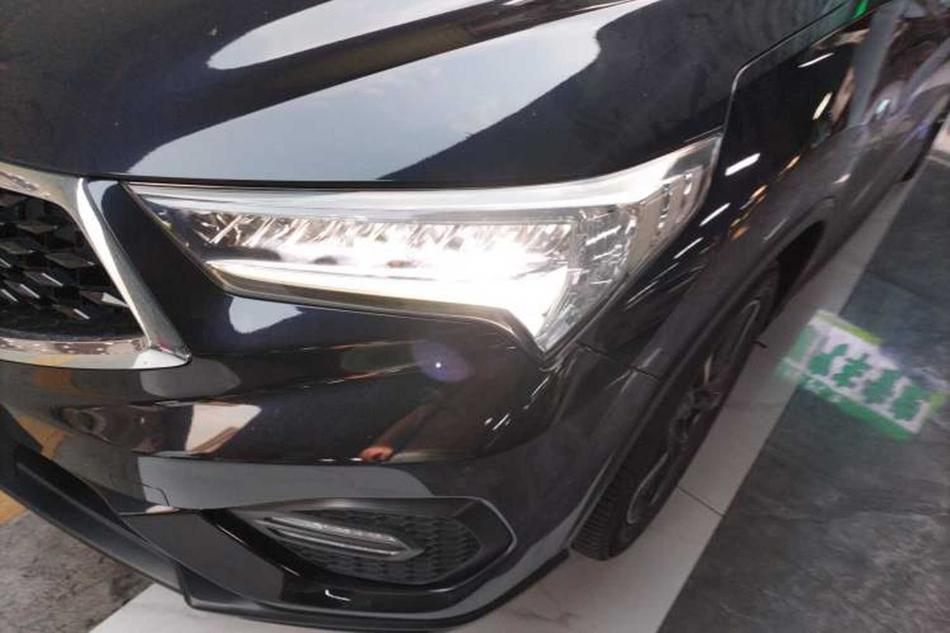 Used Acura CDX 2018 2.0L Two-Wheel Drive Comfort Edition Hybrid Left Front Headlight