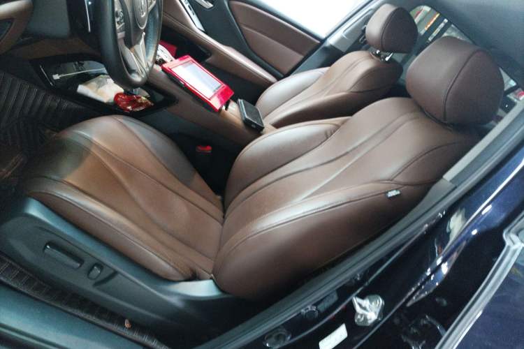Used Acura CDX 2018 2.0L Two-Wheel Drive Comfort Edition Hybrid Left Front Seat