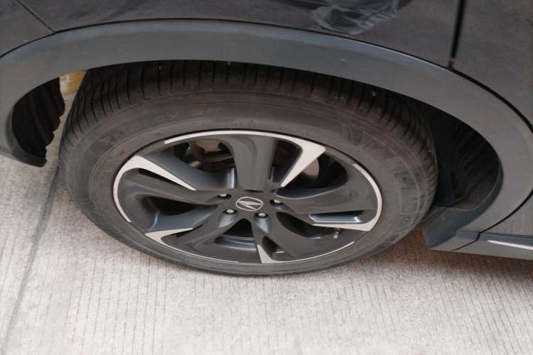 Used Acura CDX 2018 2.0L Two-Wheel Drive Comfort Edition Hybrid Right Rear Wheel Hub