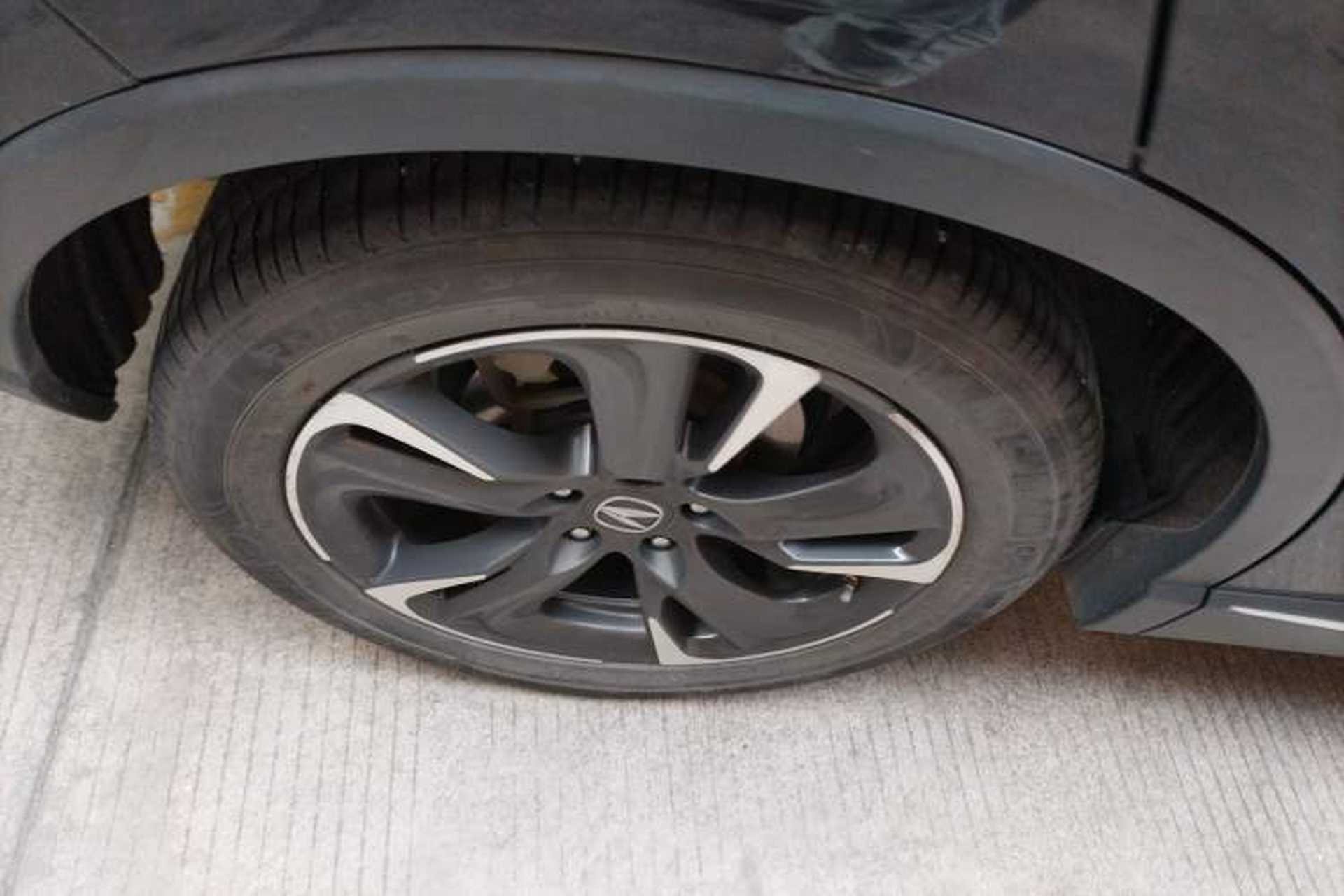 Used Acura CDX 2018 2.0L Two-Wheel Drive Comfort Edition Hybrid Right Rear Wheel Hub