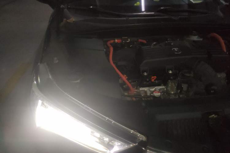 Used Acura CDX 2018 2.0L Two-Wheel Drive Enjoyment Edition Hybrid Engine Bay Right