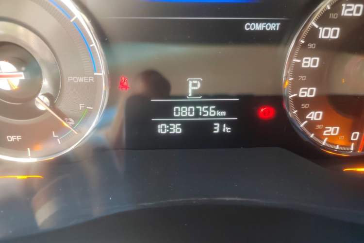 Used Acura CDX 2018 2.0L Two-Wheel Drive Comfort Edition Hybrid Odometer Close Up