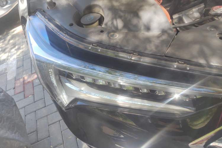 Used Acura CDX 2018 2.0L Two-Wheel Drive Comfort Edition Hybrid Right Front Headlight