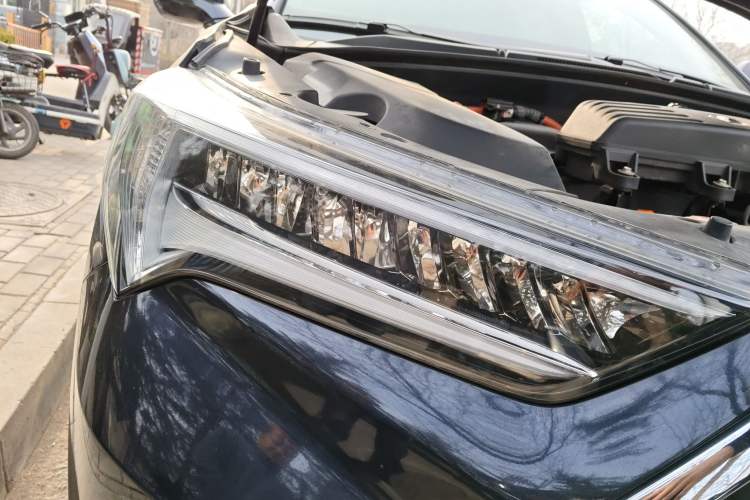 Used Acura CDX 2018 2.0L Two-Wheel Drive Enjoyment Edition Hybrid Right Front Headlight