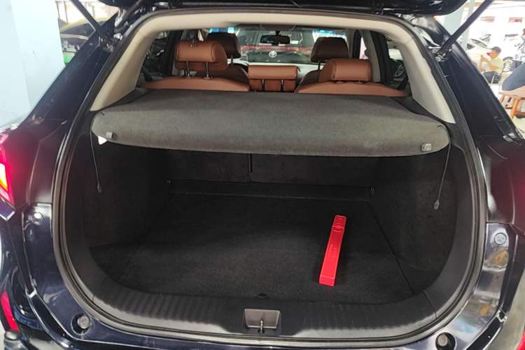 Used Acura CDX 2018 2.0L Two-Wheel Drive Comfort Edition Hybrid Trunk