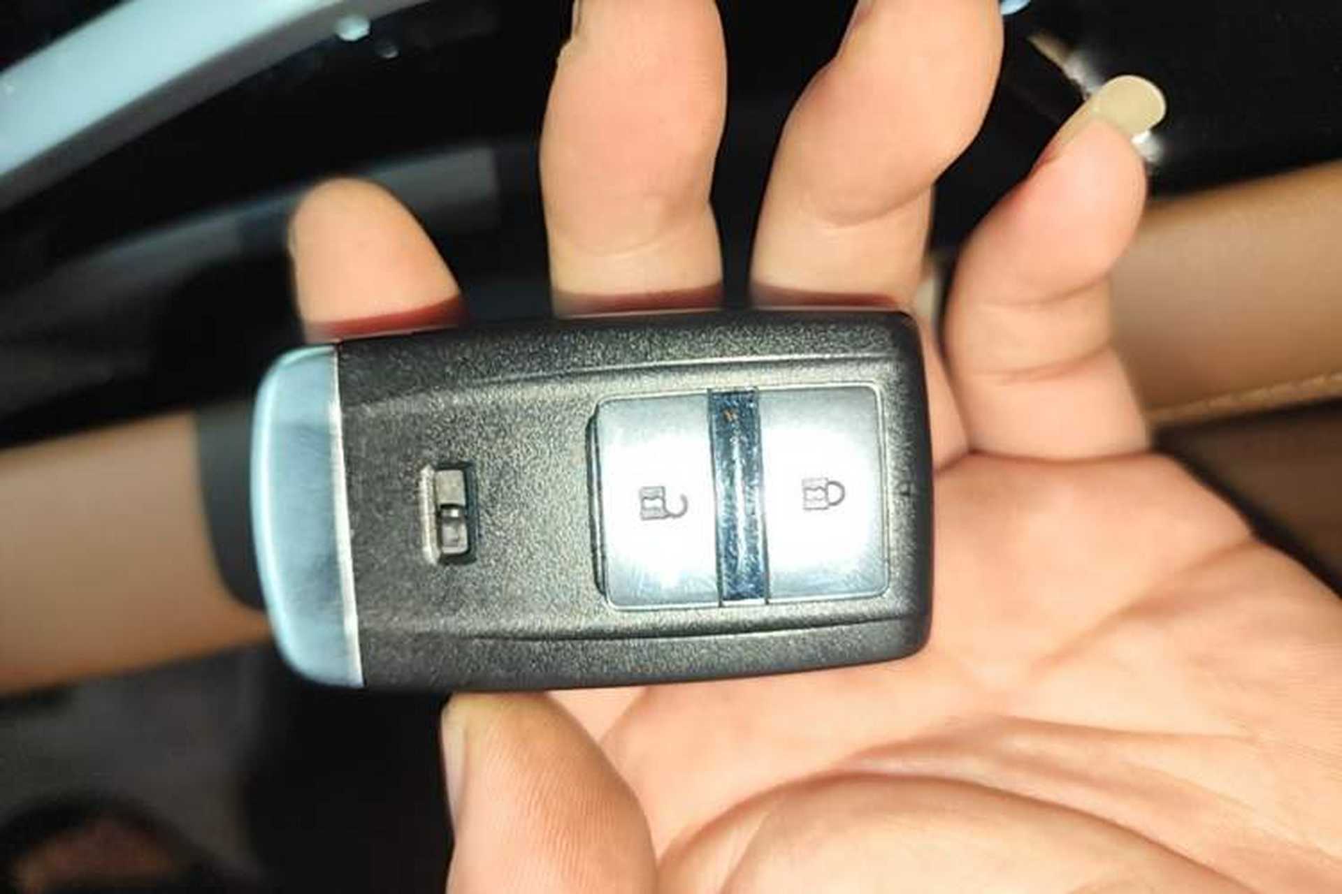 Used Acura CDX 2018 2.0L Two-Wheel Drive Comfort Edition Hybrid Vehicle Key