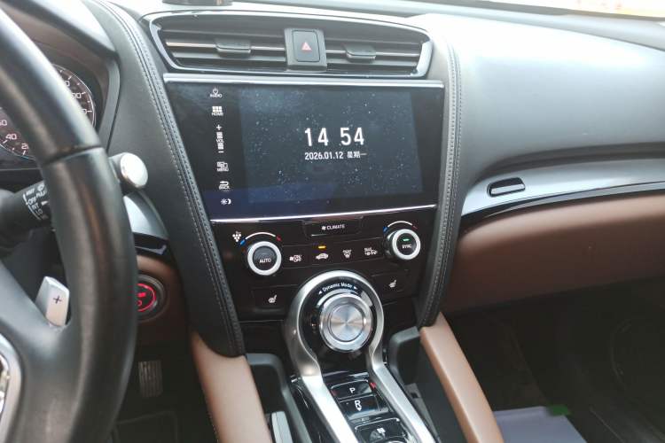 Used Acura CDX 2018 2.0L Two-Wheel Drive Comfort Edition Hybrid Audio And AC Panel