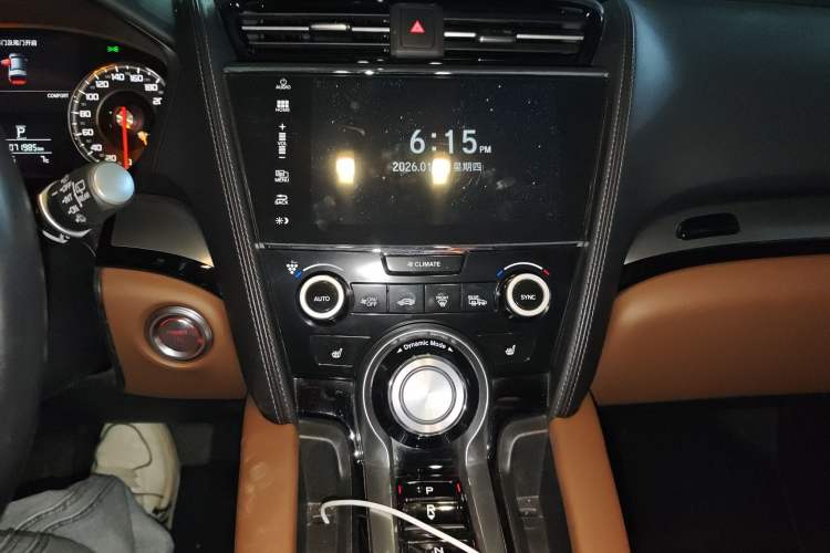 Used Acura CDX 2018 2.0L Two-Wheel Drive Comfort Edition Hybrid Audio And AC Panel