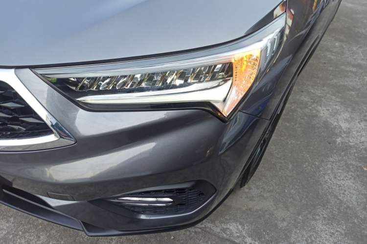 Used Acura CDX 2018 2.0L Two-Wheel Drive Comfort Edition Hybrid Left Front Headlight