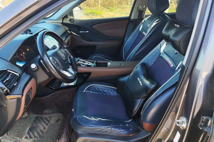 Used Acura CDX 2018 2.0L Two-Wheel Drive Comfort Edition Hybrid Left Front Seat