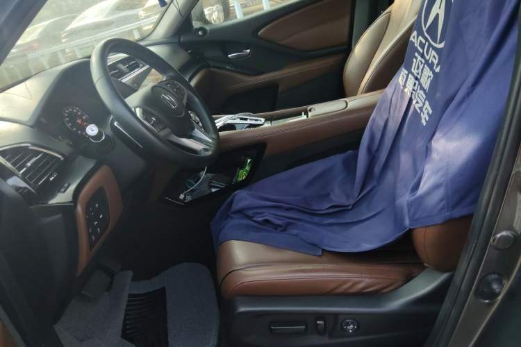 Used Acura CDX 2018 2.0L Two-Wheel Drive Enjoyment Edition Hybrid Left Front Seat