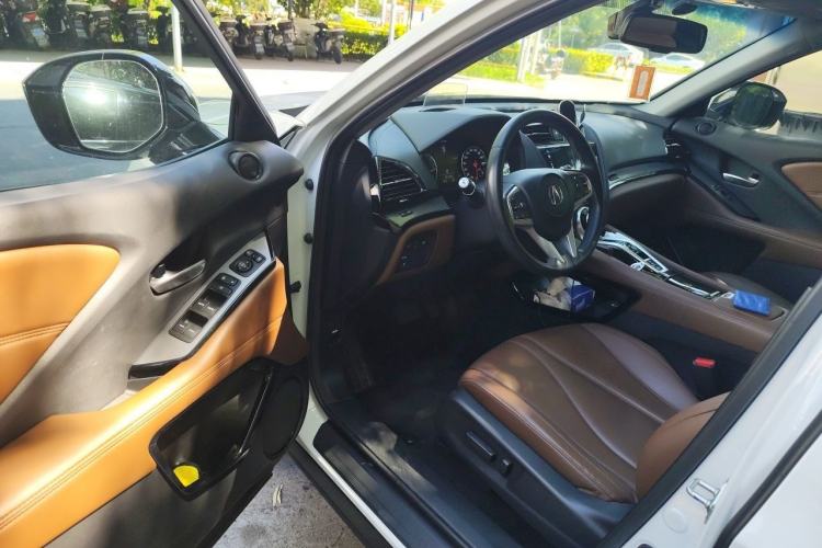Used Acura CDX 2018 2.0L Two-Wheel Drive Comfort Edition Hybrid Driver Seat