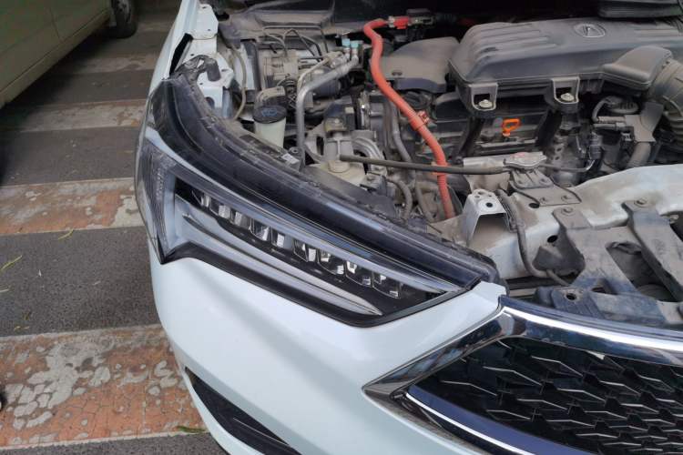Used Acura CDX 2018 2.0L Two-Wheel Drive Comfort Edition Hybrid Engine Bay Right
