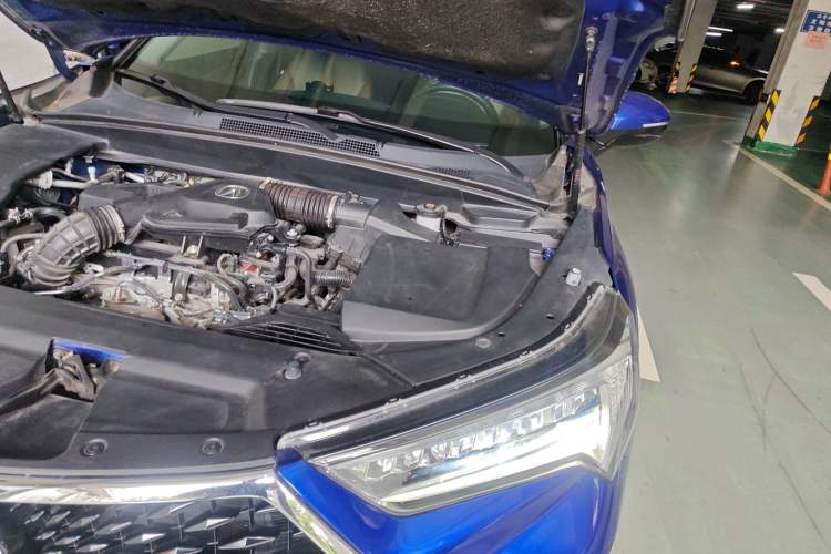Used Acura CDX 2019 1.5T Two-Wheel Drive Deluxe Edition Engine Bay Left