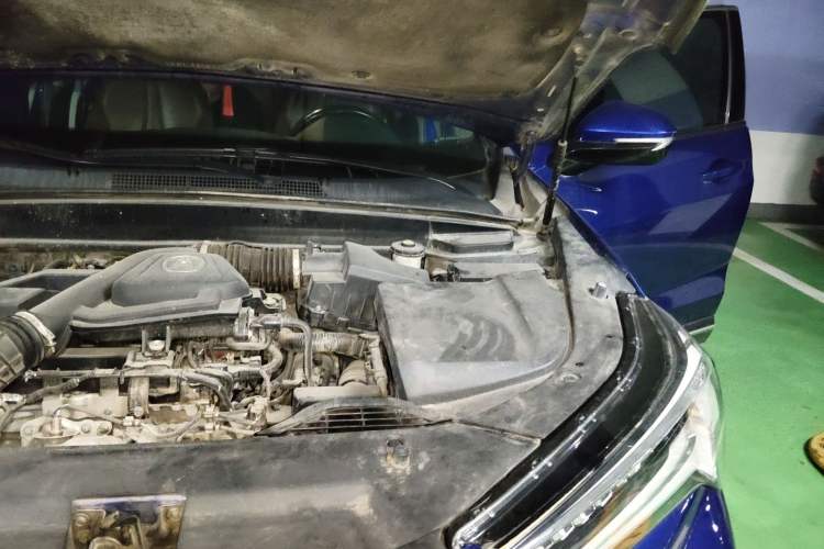 Used Acura CDX 2019 1.5T Two-Wheel Drive Deluxe Edition Engine Bay Left