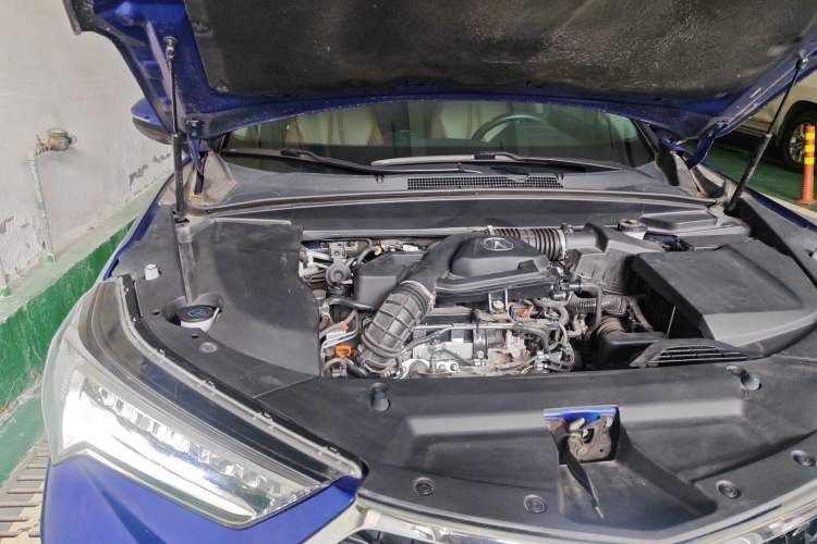 Used Acura CDX 2019 1.5T Two-Wheel Drive Deluxe Edition Engine Bay Right
