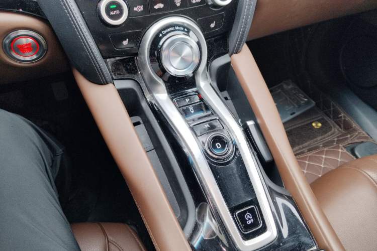 Used Acura CDX 2019 1.5T Two-Wheel Drive Deluxe Edition Gear Lever