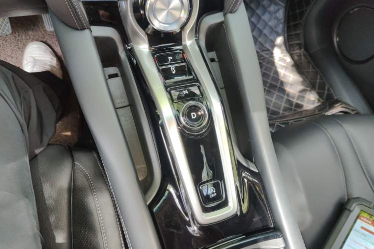 Used Acura CDX 2019 1.5T Two-Wheel Drive Deluxe Edition Gear Lever