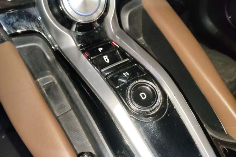 Used Acura CDX 2019 1.5T Two-Wheel Drive Deluxe Edition Gear Lever