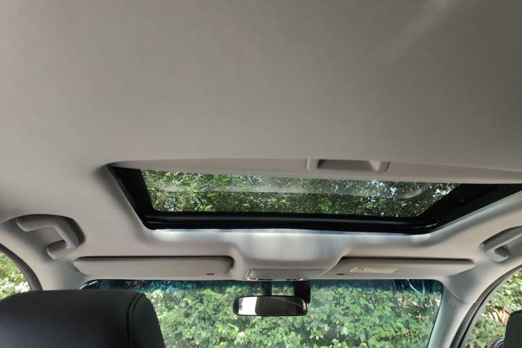 Used Acura CDX 2019 1.5T Two-Wheel Drive Deluxe Edition Headliner