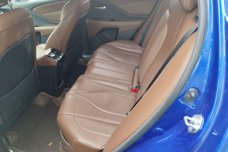 Used Acura CDX 2019 1.5T Two-Wheel Drive Deluxe Edition Interior 4