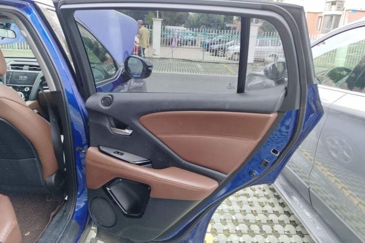 Used Acura CDX 2019 1.5T Two-Wheel Drive Deluxe Edition Interior 6
