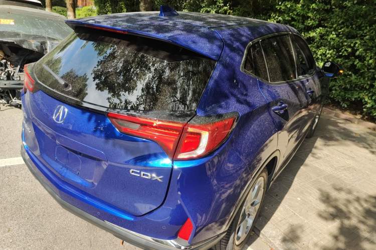 Used Acura CDX 2019 1.5T Two-Wheel Drive Deluxe Edition Rear Right 45 Deg