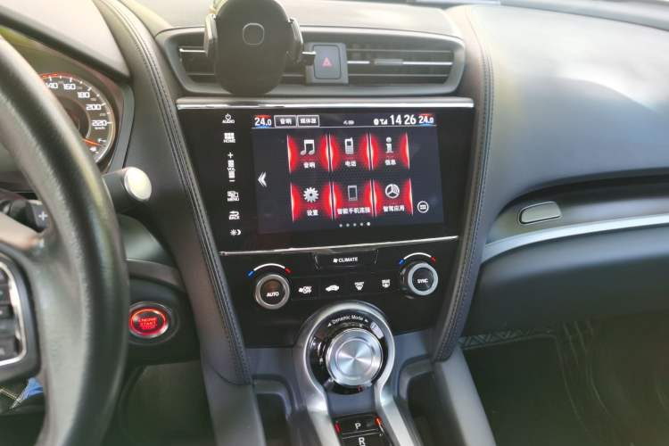 Used Acura CDX 2019 1.5T Two-Wheel Drive Comfort Edition Audio And AC Panel