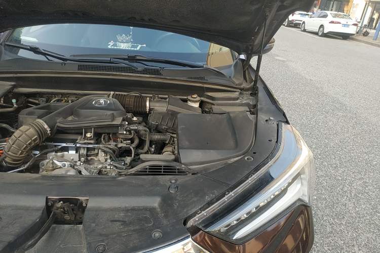 Used Acura CDX 2019 1.5T Two-Wheel Drive Comfort Edition Engine Bay Left