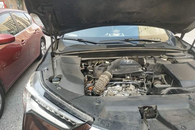 Used Acura CDX 2019 1.5T Two-Wheel Drive Comfort Edition Engine Bay Right