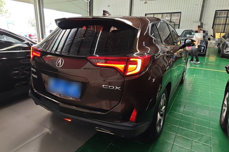 Used Acura CDX 2019 1.5T Two-Wheel Drive Comfort Edition Exterior 5