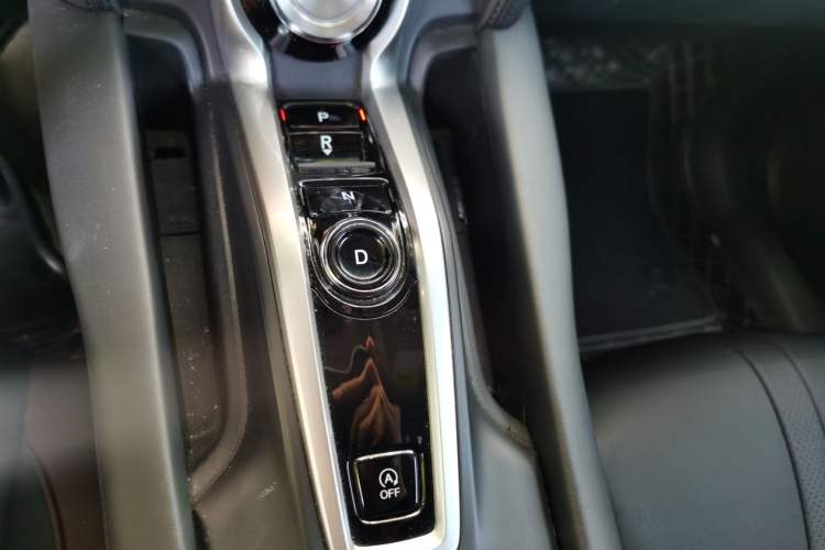 Used Acura CDX 2019 1.5T Two-Wheel Drive Comfort Edition Gear Lever
