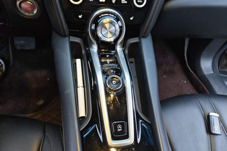 Used Acura CDX 2019 1.5T Two-Wheel Drive Deluxe Edition Gear Lever