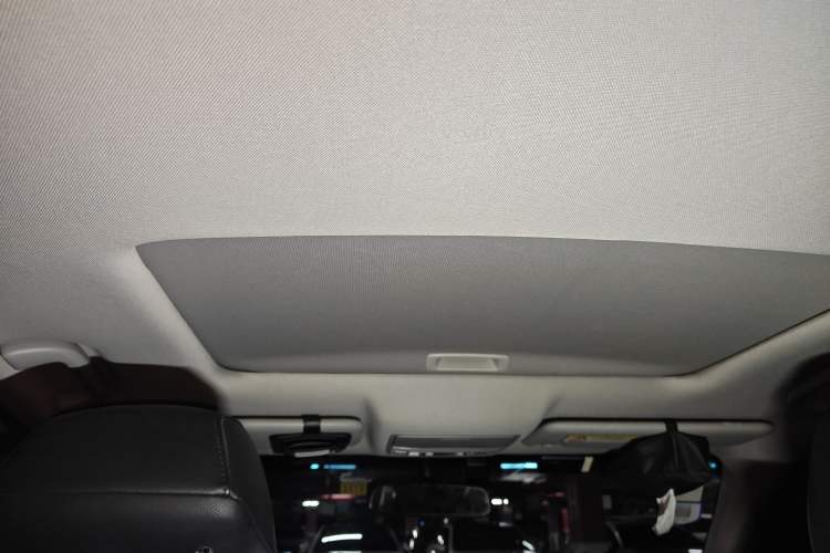 Used Acura CDX 2019 1.5T Two-Wheel Drive Comfort Edition Headliner