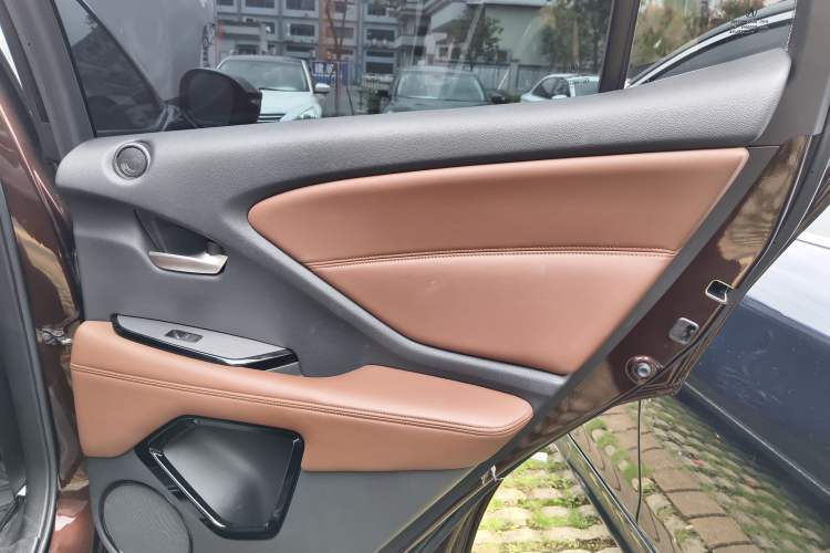 Used Acura CDX 2019 1.5T Two-Wheel Drive Deluxe Edition Interior 6