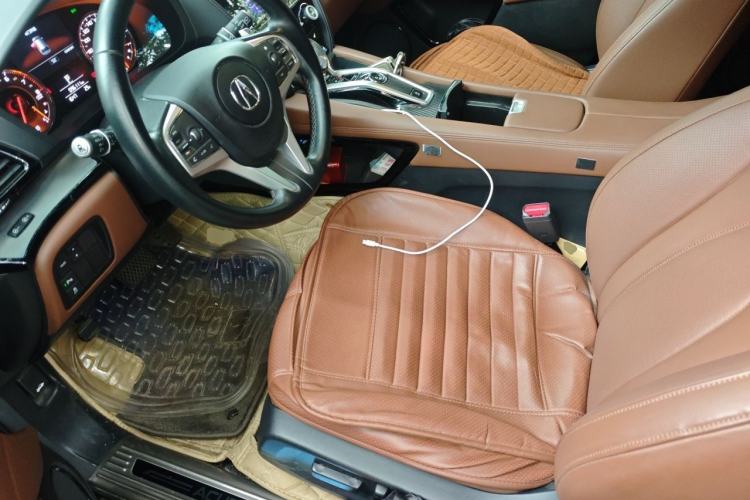 Used Acura CDX 2019 1.5T Two-Wheel Drive Deluxe Edition Left Front Seat