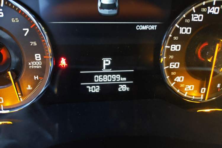 Used Acura CDX 2019 1.5T Two-Wheel Drive Deluxe Edition Odometer Close Up