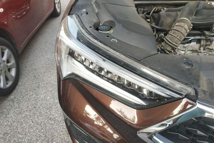Used Acura CDX 2019 1.5T Two-Wheel Drive Comfort Edition Right Front Headlight